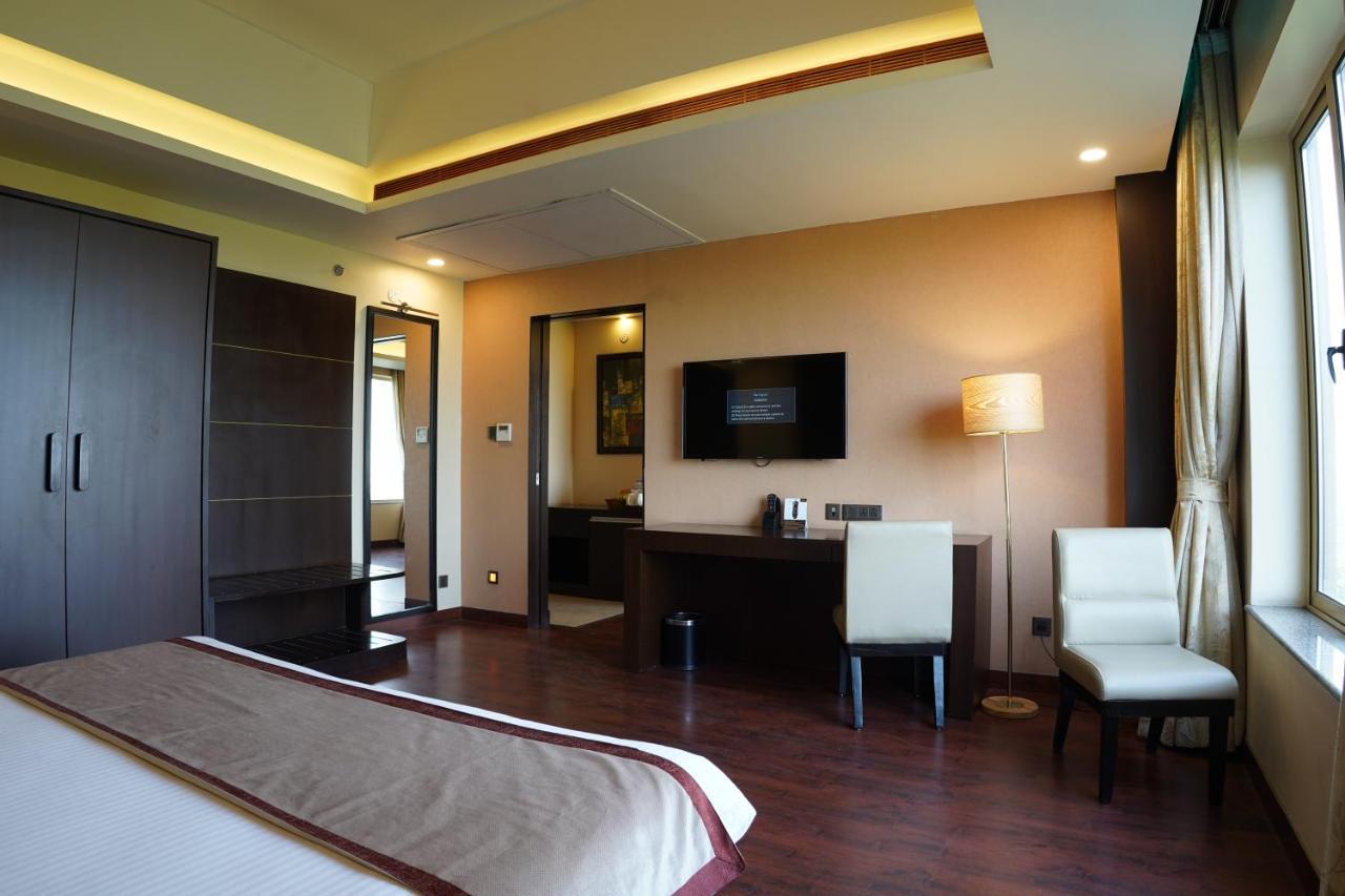 Vivanta Jamshedpur, Golmuri Exterior foto
